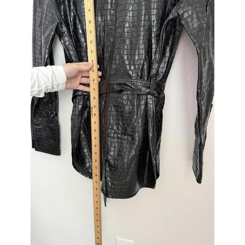 Zara Women’s Sz S Black Faux Crocodile Embossed faCollared Belted Jacket - Picture 7 of 7